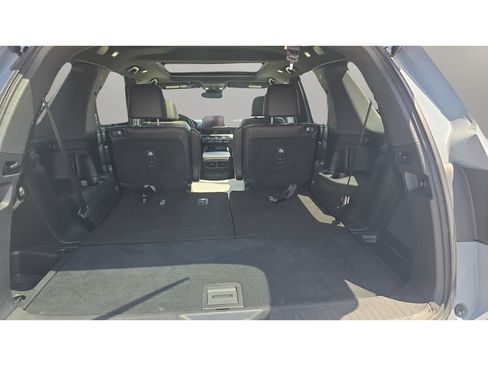Used 2023 Honda Pilot TrailSport image 29