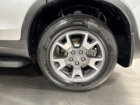 Certified 2022 Honda Passport TrailSport image 12