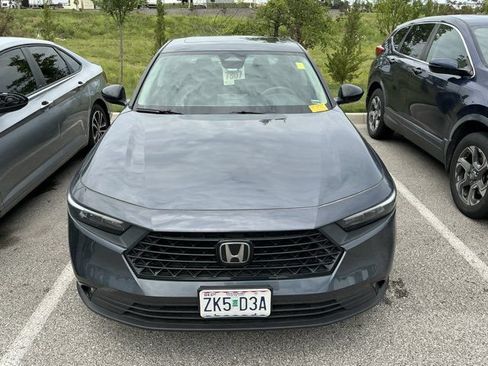Used 2025 Honda Accord SE image 2