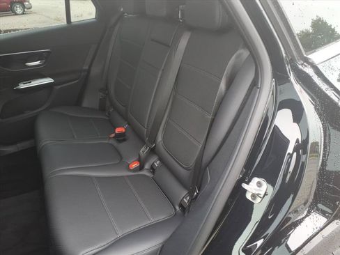 Used 2026 Mercedes-Benz GLC 350e 4MATIC image 8