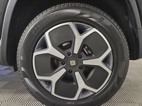 Used 2024 Rivian R1S Adventure AWD/4WD image 10