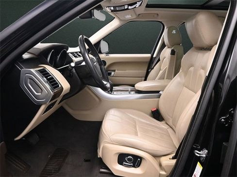 Used 2017 Land Rover Range Rover Sport HSE image 11