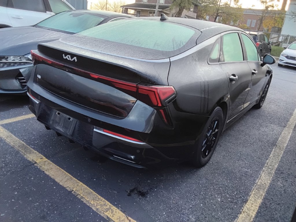 Used 2025 Kia K5 LXS FWD image 6