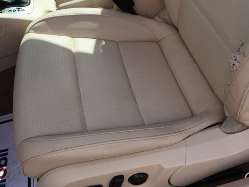 Used 2008 Volkswagen Eos 2.0T FWD image 13