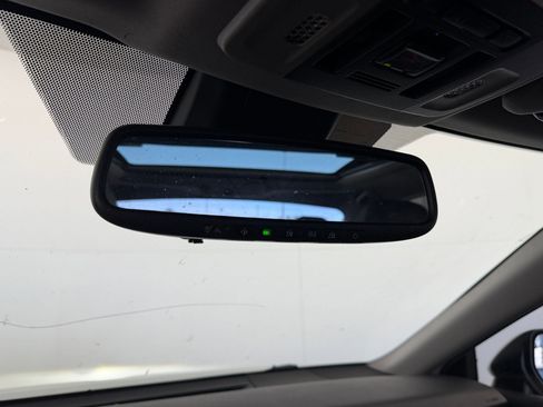 Used 2020 Toyota Camry XSE image 17