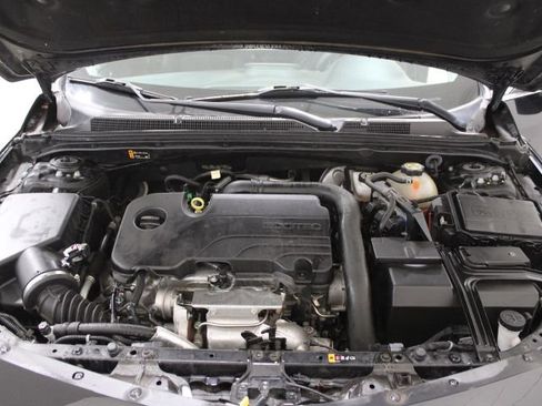 Used 2022 Chevrolet Malibu LT image 43