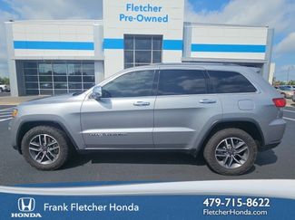 Used 2021 Jeep Grand Cherokee Limited image 1