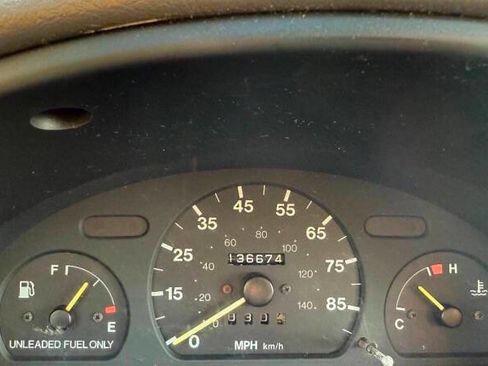 Used 1995 Geo Metro LSi image 15