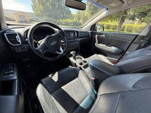 Used 2017 Kia Sportage EX w/ EX Premium Package AWD/4WD image 9