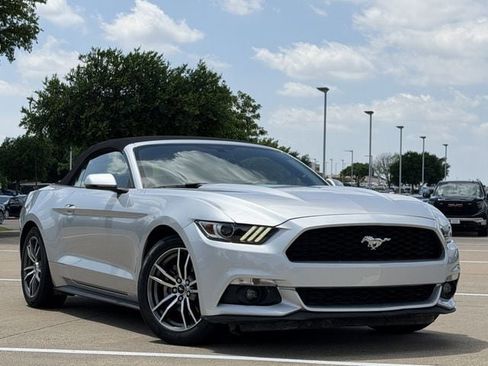 Used 2016 Ford Mustang Premium RWD image 2