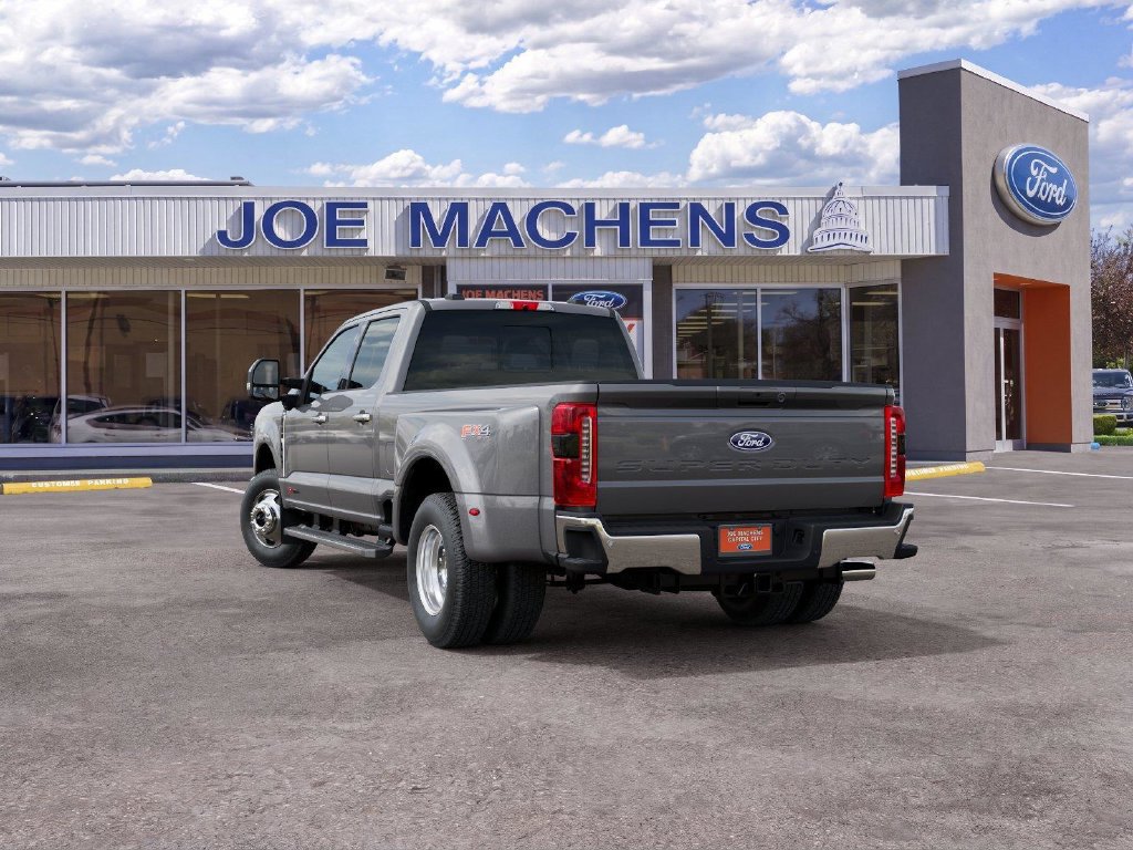 New 2027 Ford F350 Lariat w/ Lariat Premium Package AWD/4WD image 4