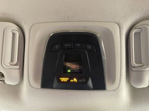 Used 2024 Toyota Corolla LE image 30