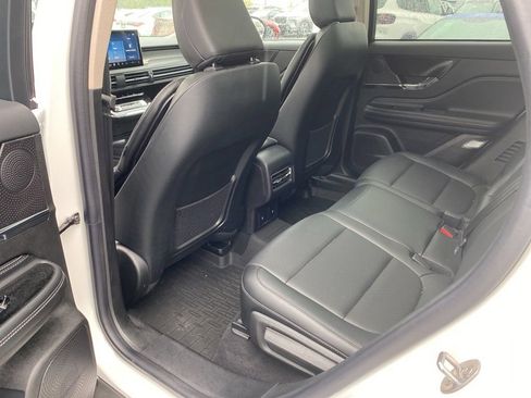Used 2023 Lincoln Corsair AWD w/ Equipment Group 101A image 13