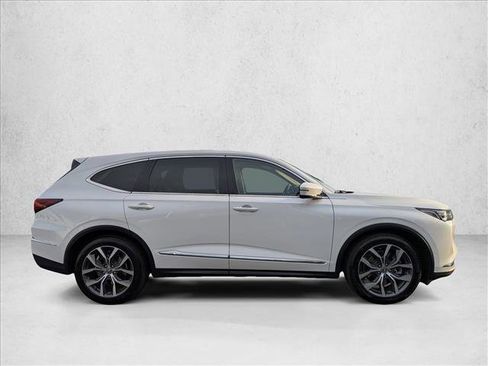 Certified 2023 Acura MDX FWD w/ Technology Package image 4