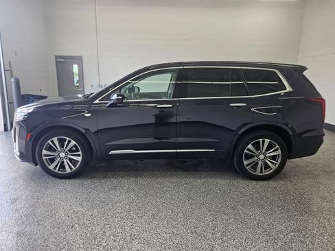 Used 2024 Cadillac XT6 Premium Luxury w/ Technology Package AWD/4WD image 2