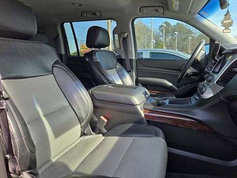 Used 2015 GMC Yukon XL SLE w/ Convenience Package image 8