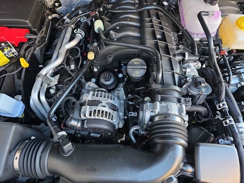Used 2026 Jeep Wrangler Unlimited Sport AWD/4WD image 13