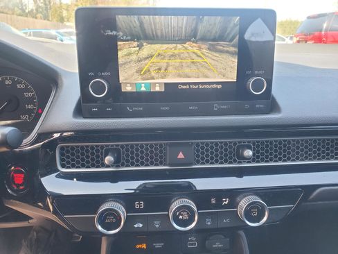 Used 2023 Honda Civic Sport image 27