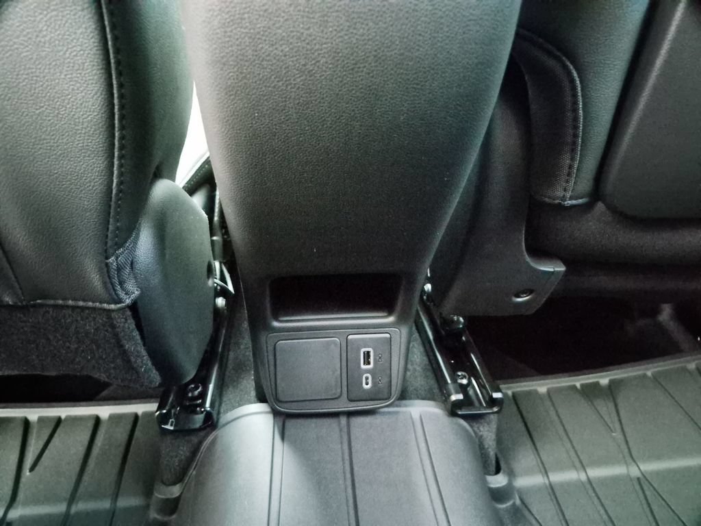 New 2026 Buick Encore GX Preferred w/ Comfort Package AWD/4WD image 32