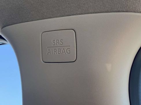 Used 2022 Nissan Sentra SR w/ Electronics Package FWD image 28