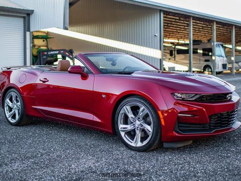 Used 2021 Chevrolet Camaro SS image 12