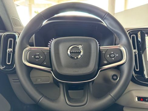 New 2026 Volvo XC40 B5 Plus AWD/4WD image 23