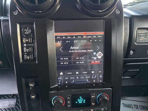 Used 2005 HUMMER H2 image 17