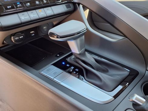 New 2025 Hyundai Elantra Sport image 21