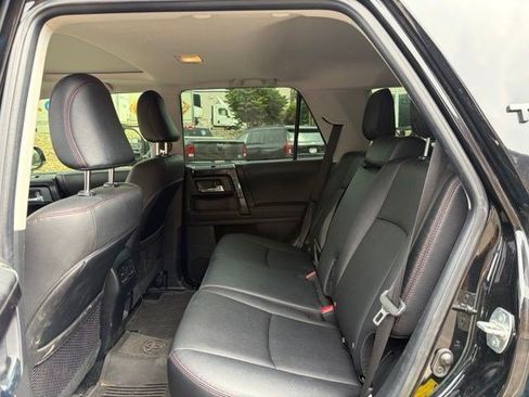 Used 2023 Toyota 4Runner TRD Off-Road Premium w/ Off Road Premium Plus Package AWD/4WD image 18
