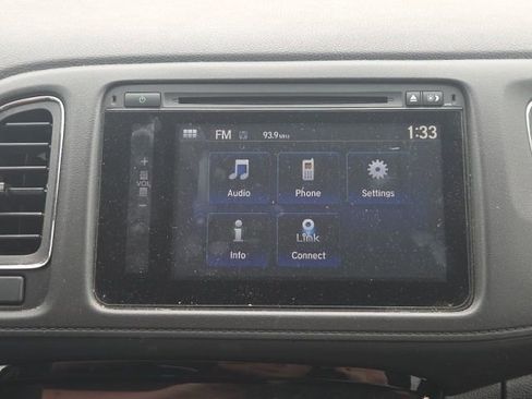 Used 2018 Honda HR-V EX image 27