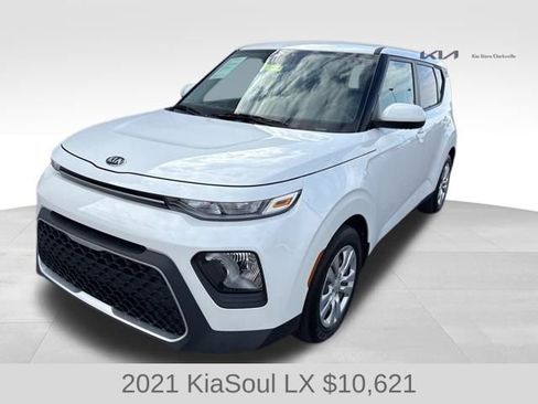 Used 2021 Kia Soul LX image 4