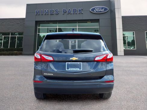 Used 2019 Chevrolet Equinox LS w/ LS Convenience Package image 6