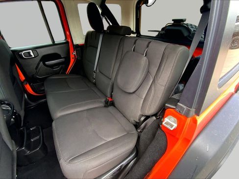 Certified 2023 Jeep Wrangler Unlimited w/ 8.4" Radio Group AWD/4WD image 19
