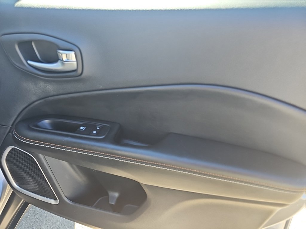 Certified 2020 Jeep Compass Latitude w/ Popular Equipment Group FWD image 27