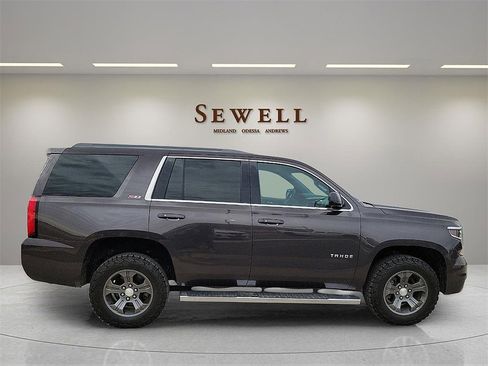 Used 2016 Chevrolet Tahoe LT w/ Luxury Package image 6