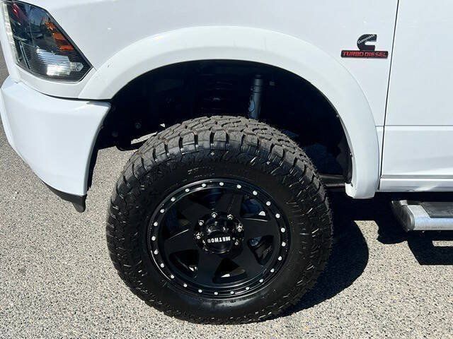 Used 2015 RAM 2500 SLT AWD/4WD image 11