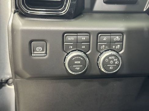 New 2026 GMC Sierra 1500 AT4X AWD/4WD image 36