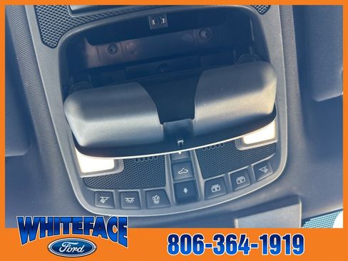 Used 2022 Ford F250 Platinum w/ FX4 Off-Road Package image 36