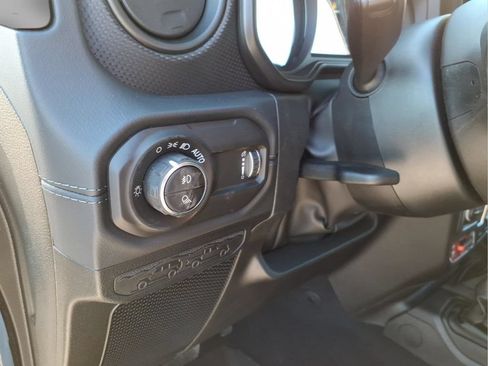New 2026 Jeep Gladiator Rubicon AWD/4WD image 17