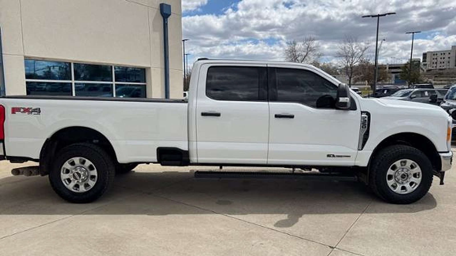 Used 2023 Ford F350 XLT w/ FX4 Off-Road Package AWD/4WD image 7