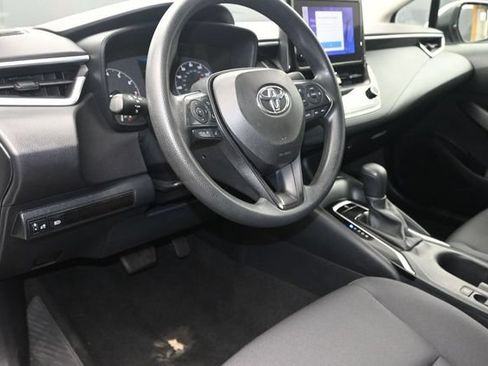 Used 2024 Toyota Corolla LE FWD image 8