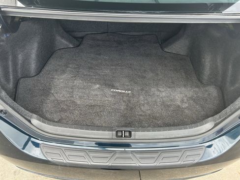 Used 2017 Toyota Corolla XSE w/ Carpet Mat Package (TMS) FWD image 22