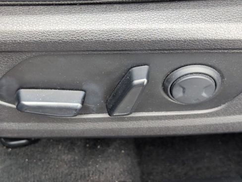 Used 2023 Kia Sportage EX image 16