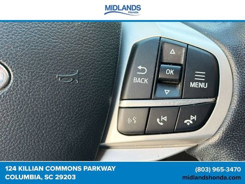 Used 2022 Ford Explorer Limited w/ Equipment Group 301A RWD image 17
