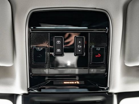 New 2026 Land Rover Defender 130 V8 image 39