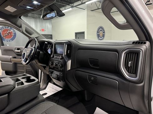 Used 2019 Chevrolet Silverado 1500 LT w/ All-Star Edition AWD/4WD image 38