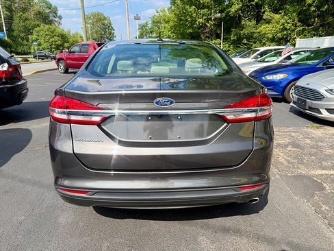 Used 2017 Ford Fusion S FWD image 8