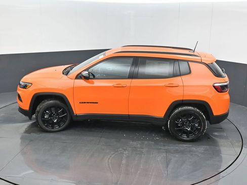New 2026 Jeep Compass Latitude image 38
