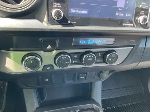 Used 2022 Toyota Tacoma SR AWD/4WD image 20