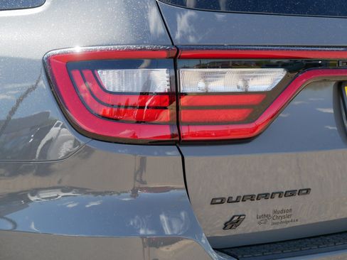 Used 2025 Dodge Durango GT AWD/4WD image 17